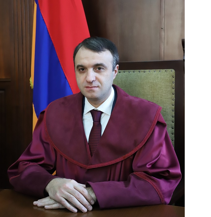 Արման Ռազմիկի Թովմասյան